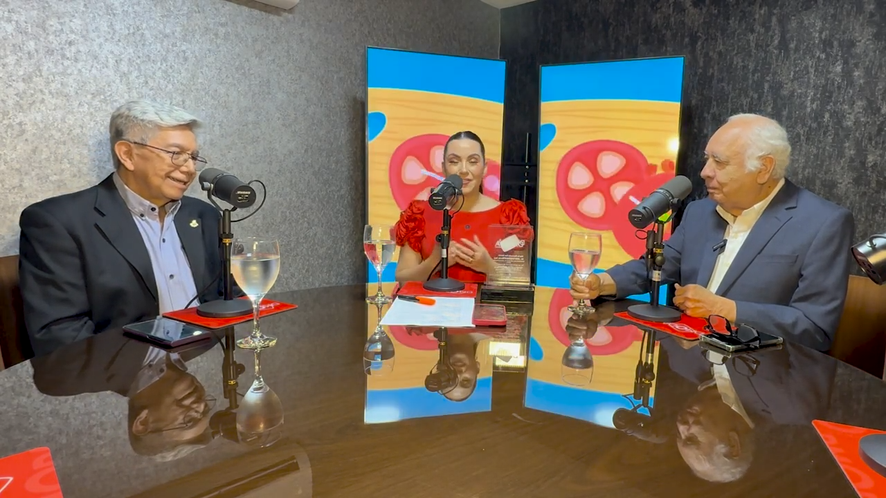 CRE R.L. ENTRE LOS GRANDES ÍCONOS DMODA